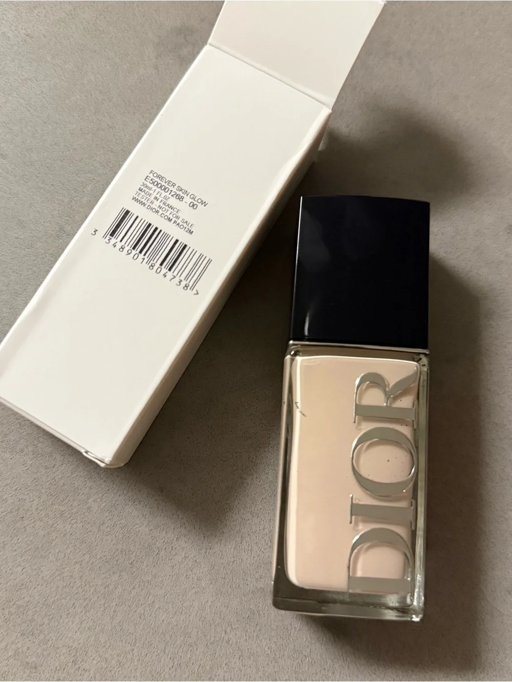 00 Dior Forever Skin Glow Foundation